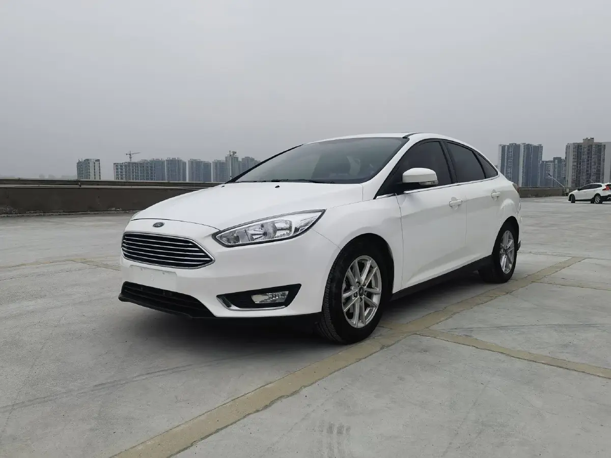 2017 Ford Focus 1.5T 181HP L4 6AT