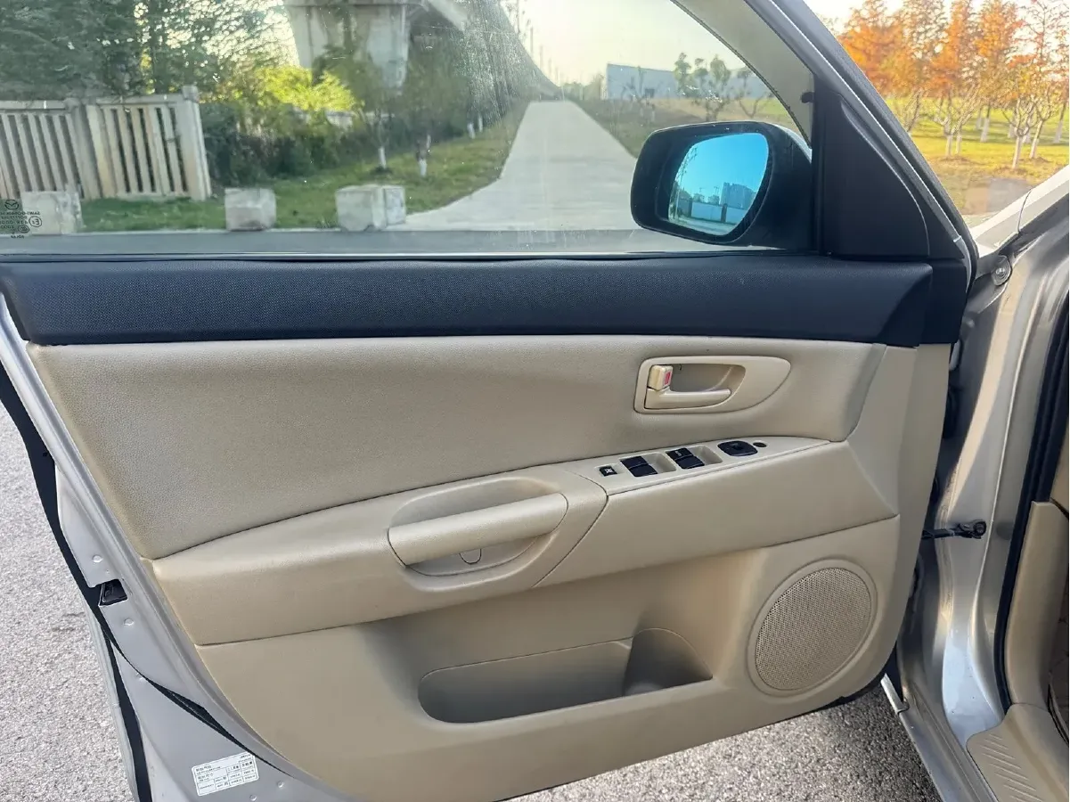 2010 Mazda 3 1.6L 107HP L4 4AT,autocango,china used car exporter,china ev exporter,chinese used car exporter,chinese used ev exporter