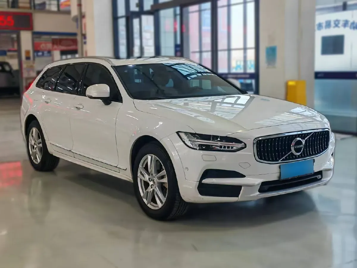 2018 Volvo V90 2.0T 254HP L4 8AT,autocango,china used car exporter,china ev exporter,chinese used car exporter,chinese used ev exporter