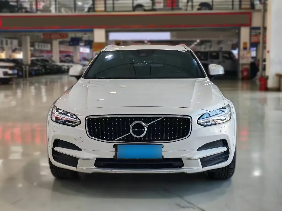 2018 Volvo V90 2.0T 254HP L4 8AT,autocango,china used car exporter,china ev exporter,chinese used car exporter,chinese used ev exporter