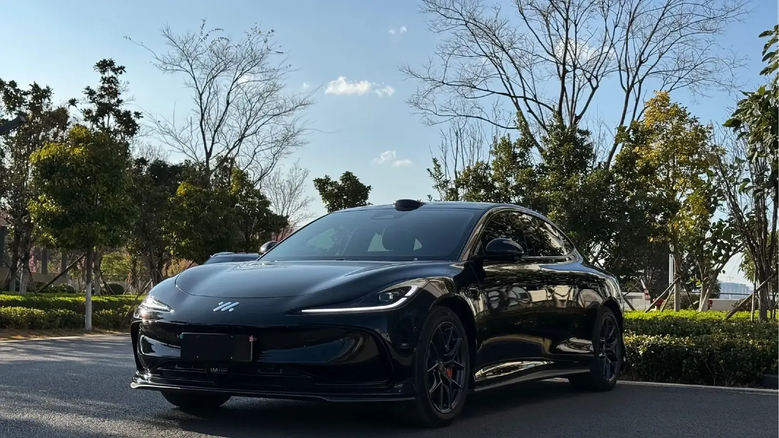 2024 IM L6 BEV 75KWH