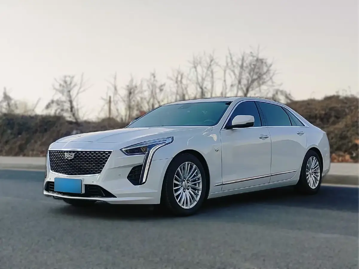 2022 Cadillac CT6 2.0T 237HP L4 10AT