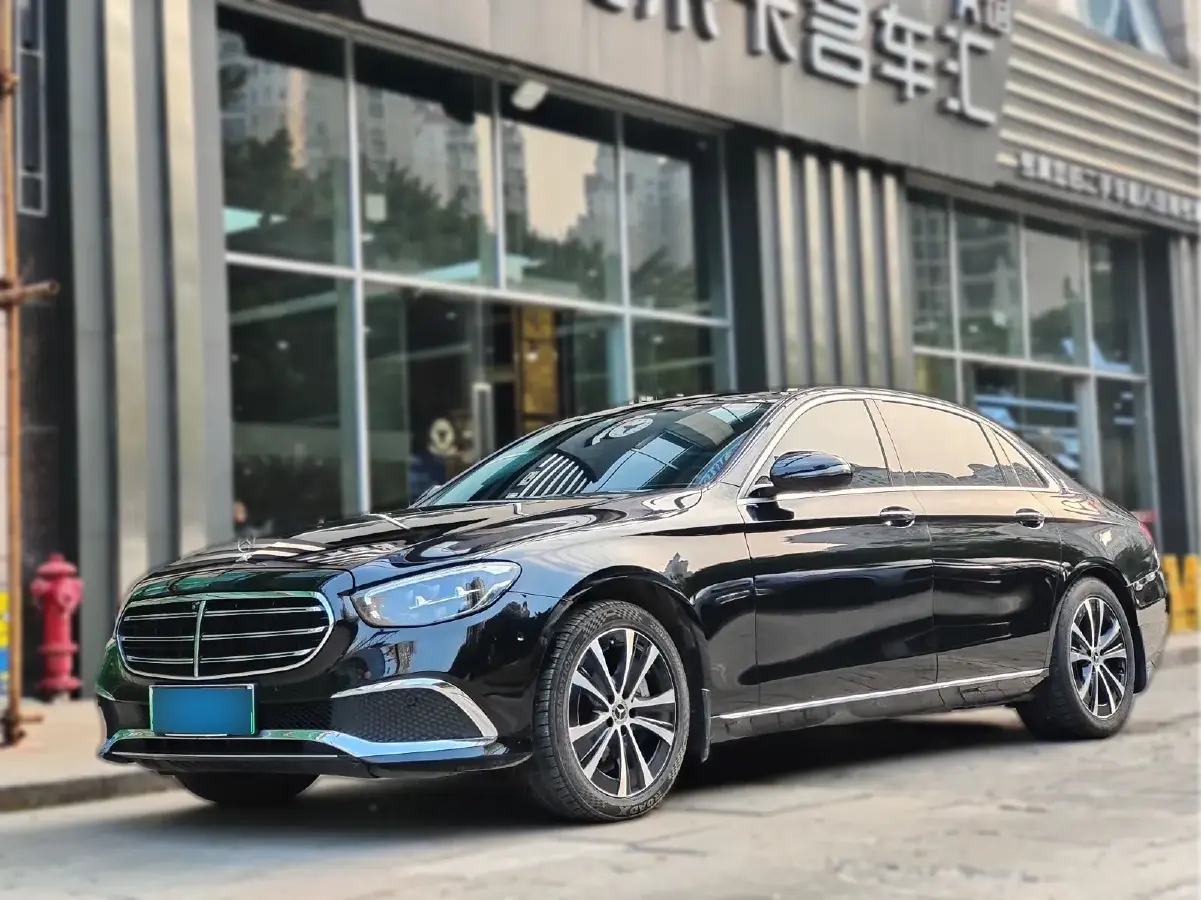 2022 Mercedes-Benz E Class 2.0T 211HP L4 9AT PHEV 25.4KWH