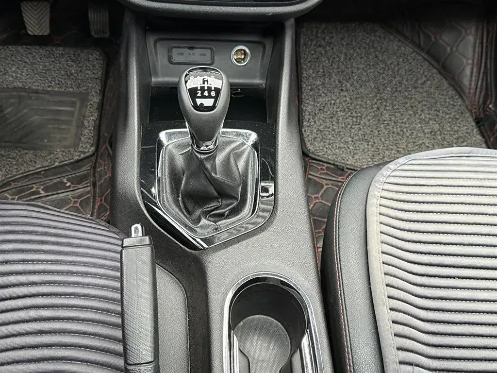 2016 Soueast DX3 1.5T 156HP L4 6MT,autocango,china used car exporter,china ev exporter,chinese used car exporter,chinese used ev exporter