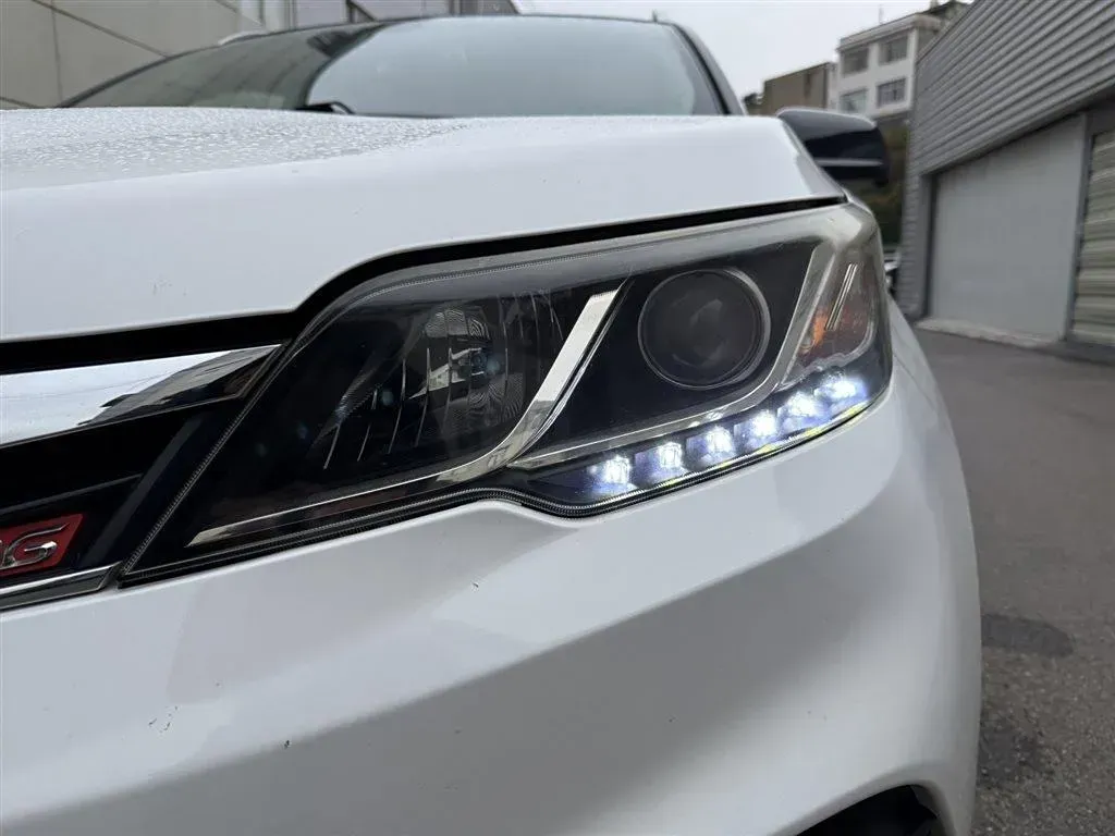 2016 Soueast DX3 1.5T 156HP L4 6MT,autocango,china used car exporter,china ev exporter,chinese used car exporter,chinese used ev exporter