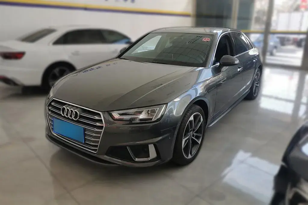 2019 Audi A4L 2.0T 190HP L4 7DCT