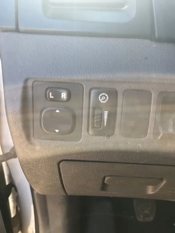 2013 Great Wall V80 1.5T 133HP L4 5MT,autocango,china used car exporter,china ev exporter,chinese used car exporter,chinese used ev exporter