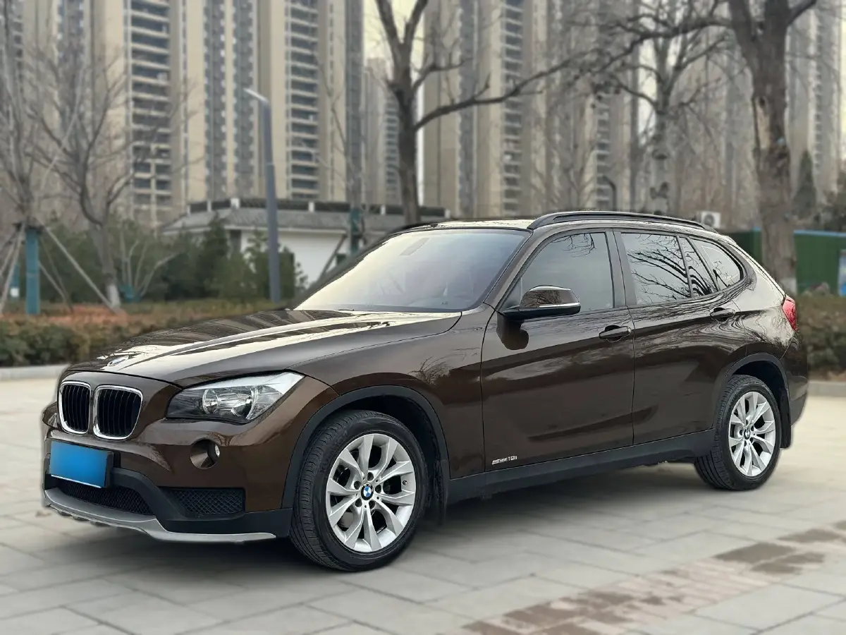 2014 BMW X1 2.0T 156HP L4 8AT