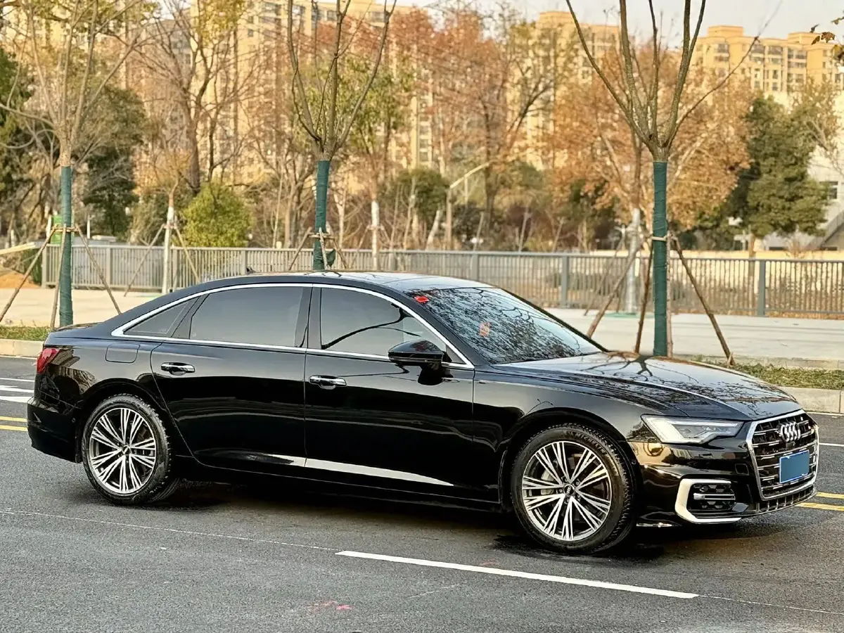2021 Audi A6L 2.0T 224HP L4 7DCT