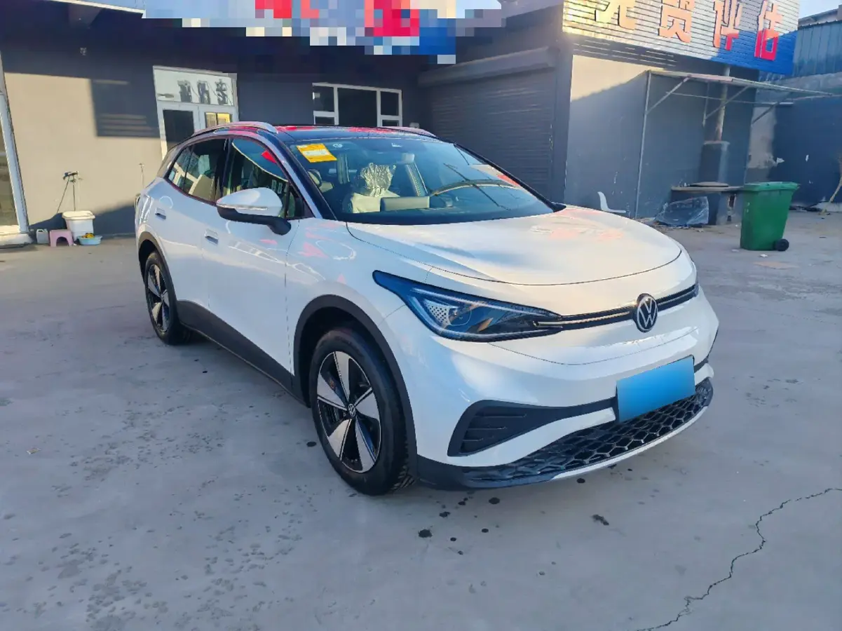 2025 Volkswagen ID.4 X BEV 52.8KWH
