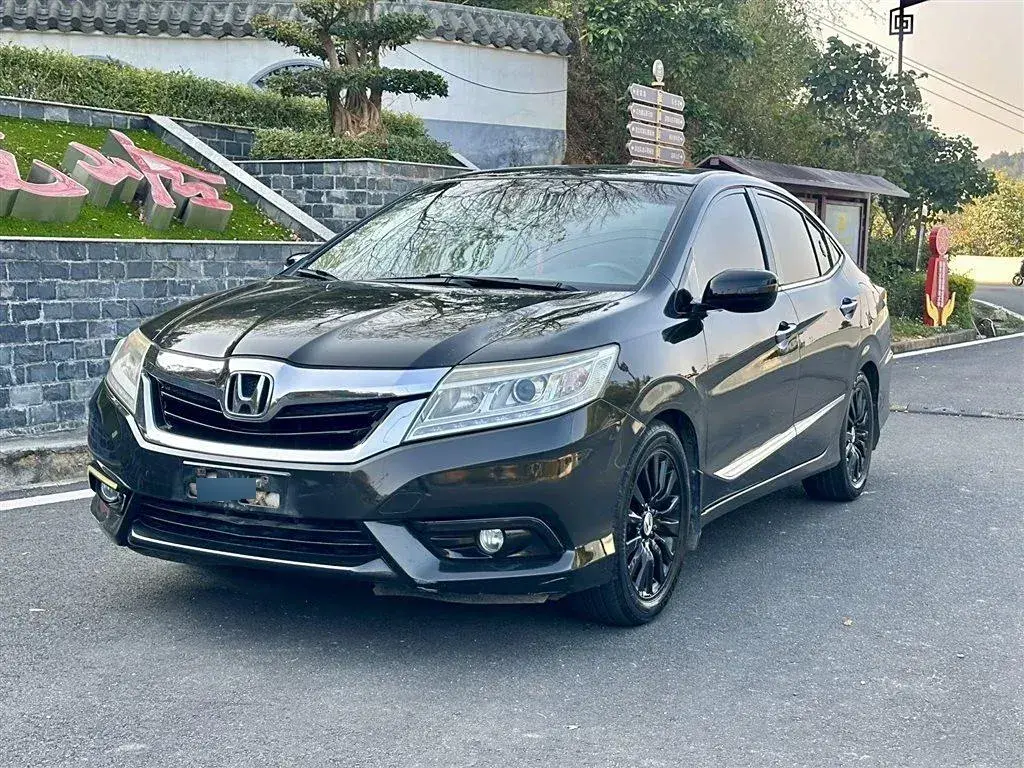 2013 Honda Crider 1.8L 139HP L4 5AT