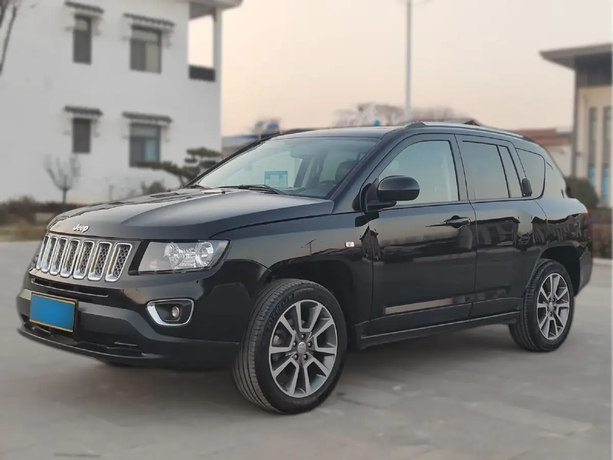 2014 Jeep Compass 2.4L 170HP L4 6AT