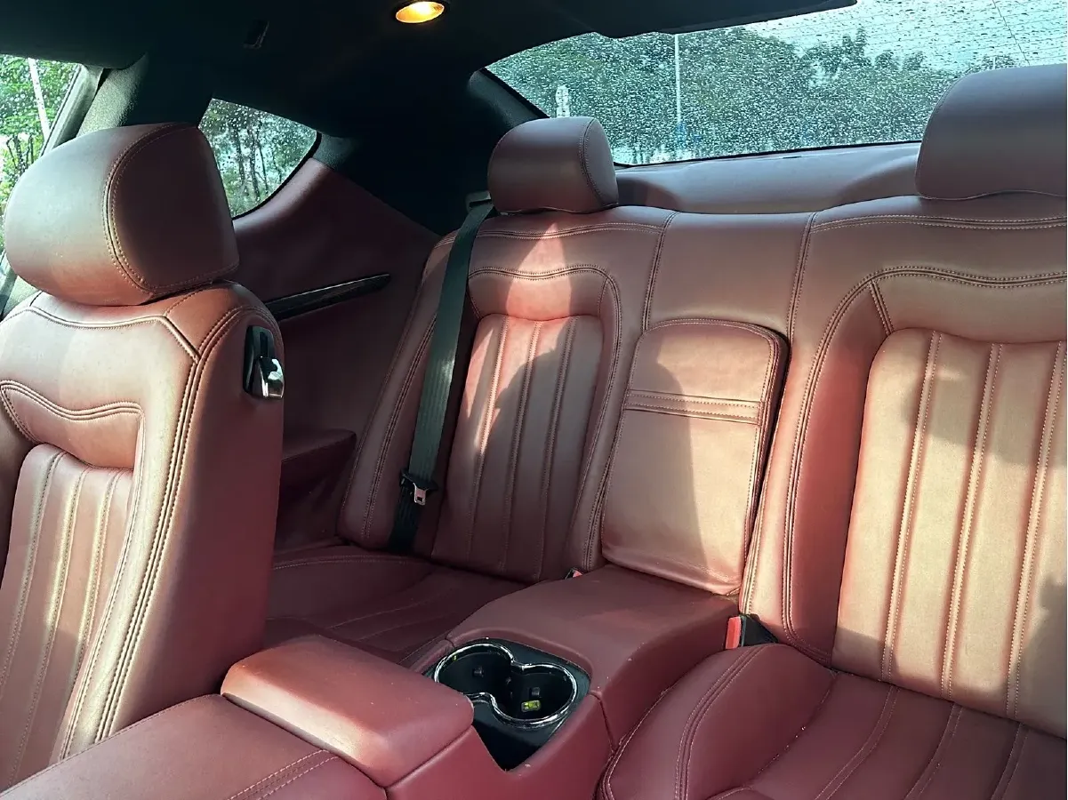 2007 Maserati GranTurismo 4.2L 405HP V8 6AT,autocango,china used car exporter,china ev exporter,chinese used car exporter,chinese used ev exporter