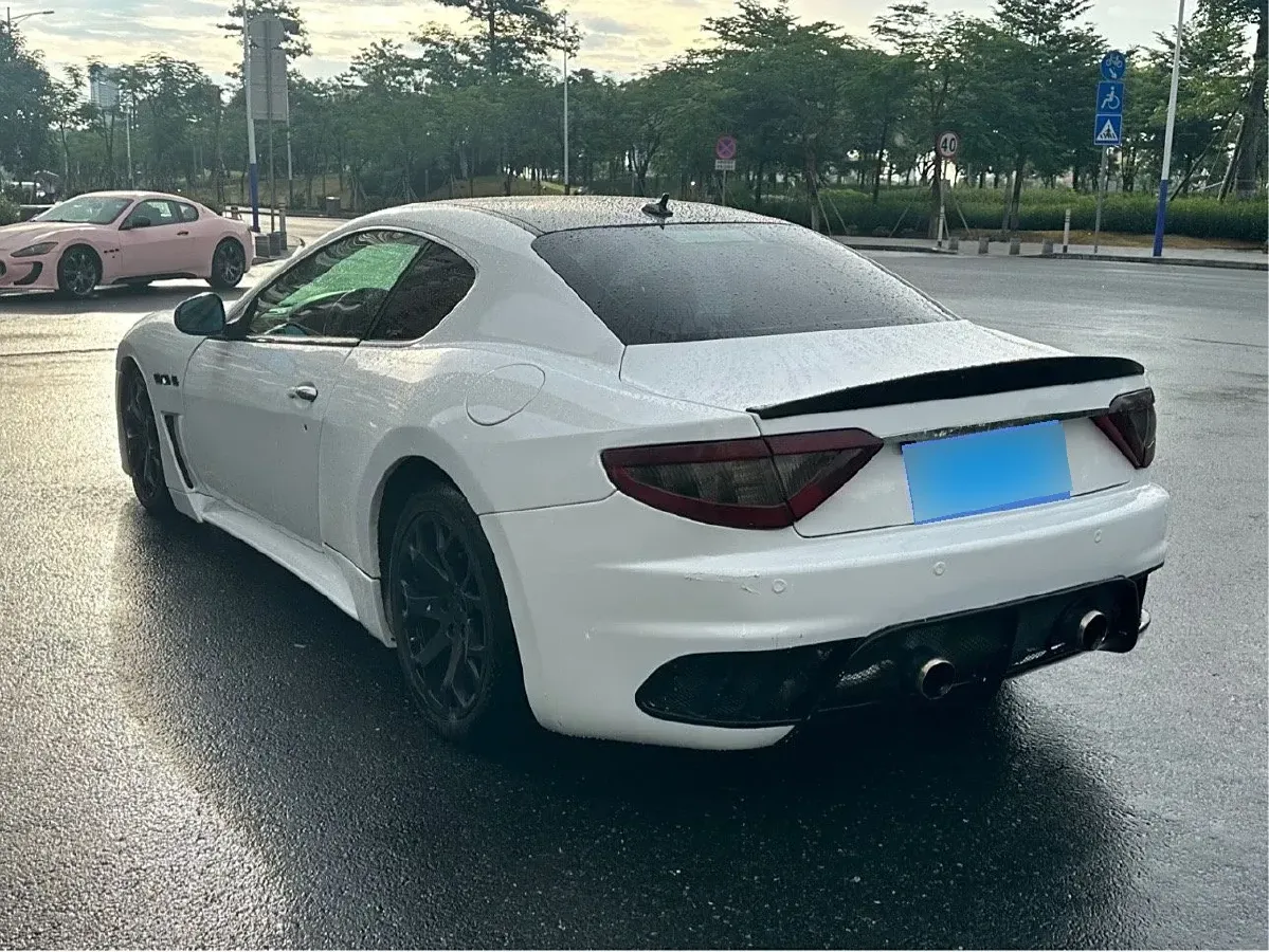 2007 Maserati GranTurismo 4.2L 405HP V8 6AT,autocango,china used car exporter,china ev exporter,chinese used car exporter,chinese used ev exporter