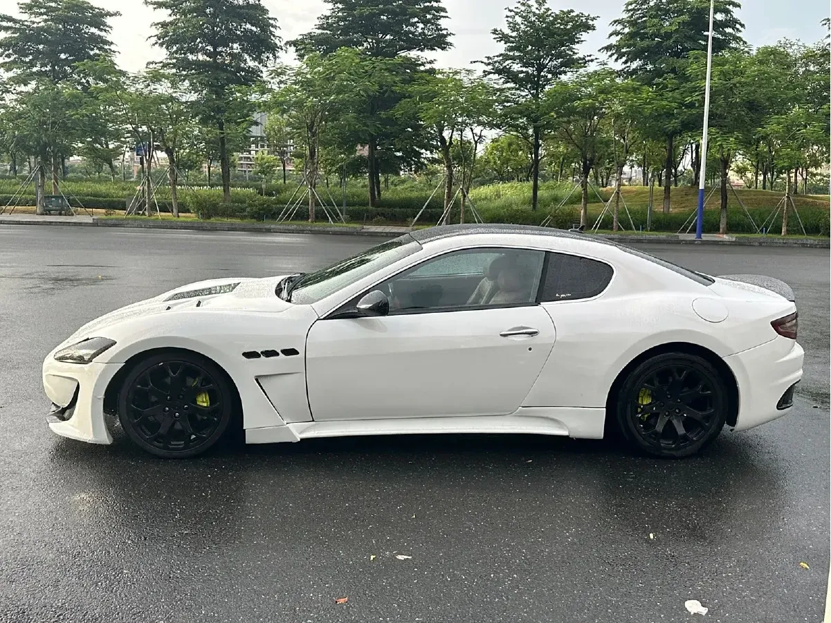 2007 Maserati GranTurismo 4.2L 405HP V8 6AT,autocango,china used car exporter,china ev exporter,chinese used car exporter,chinese used ev exporter