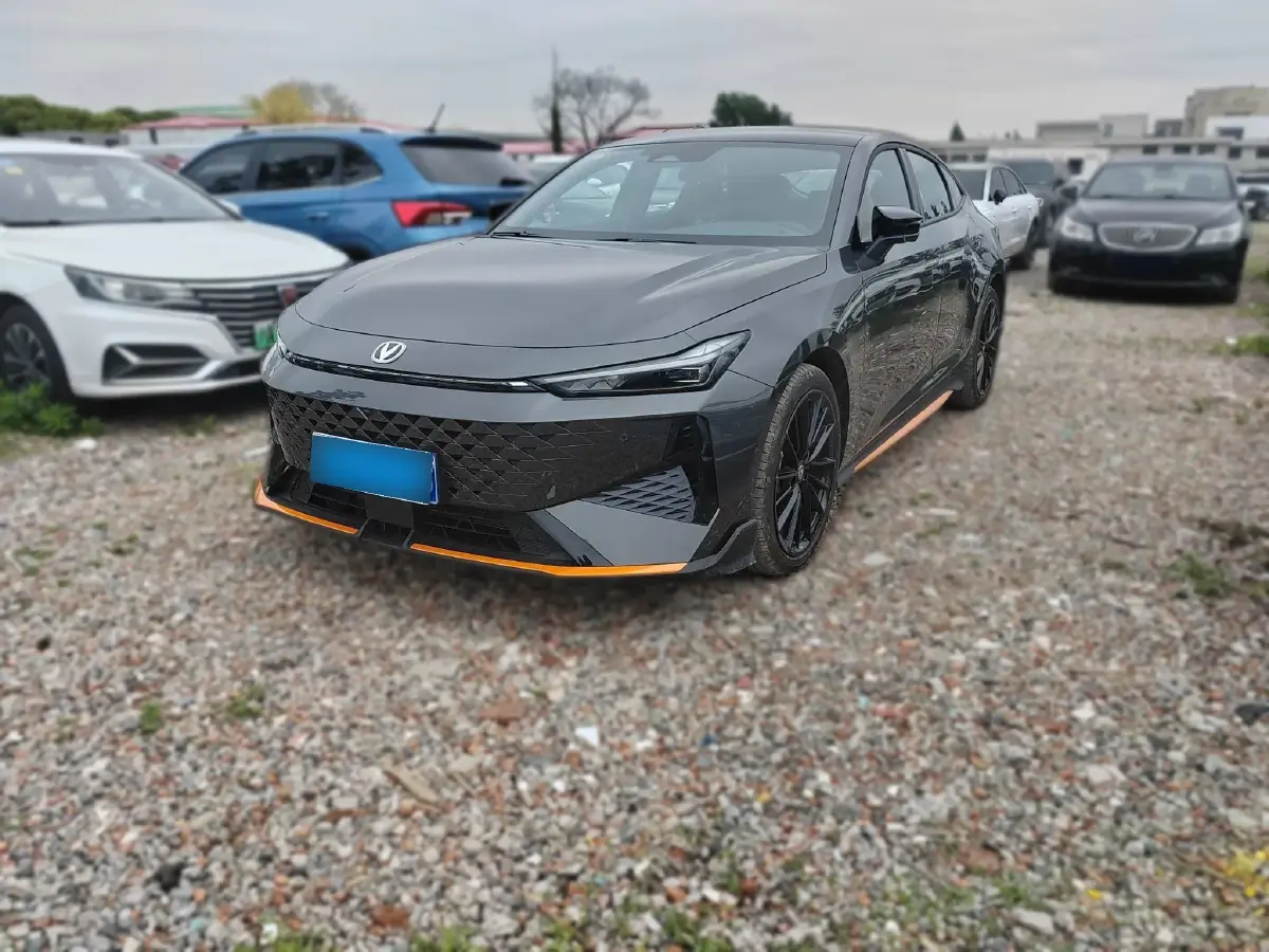 2024 ChangAn UNI-V 1.5T 188HP L4 7DCT