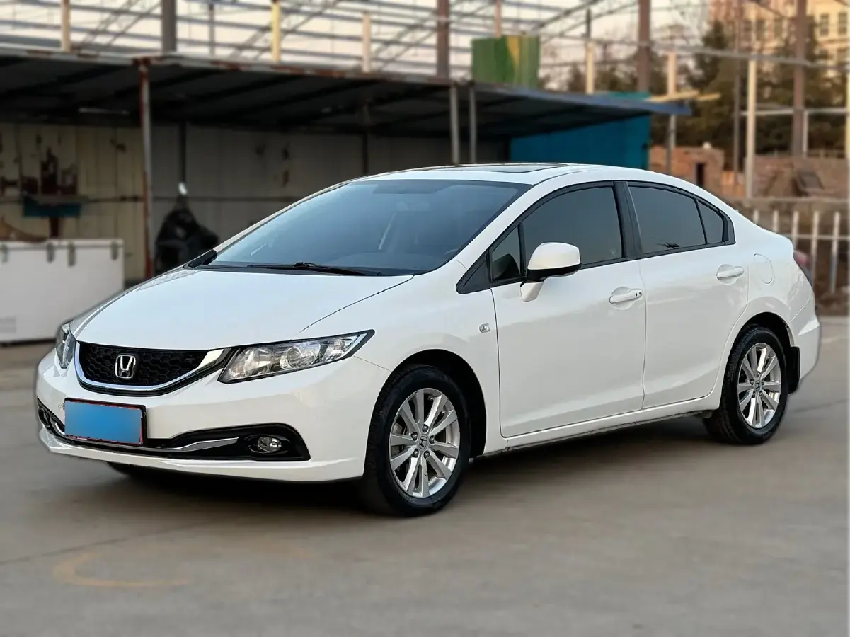 2014 Honda Civic 1.8L 141HP L4 5AT