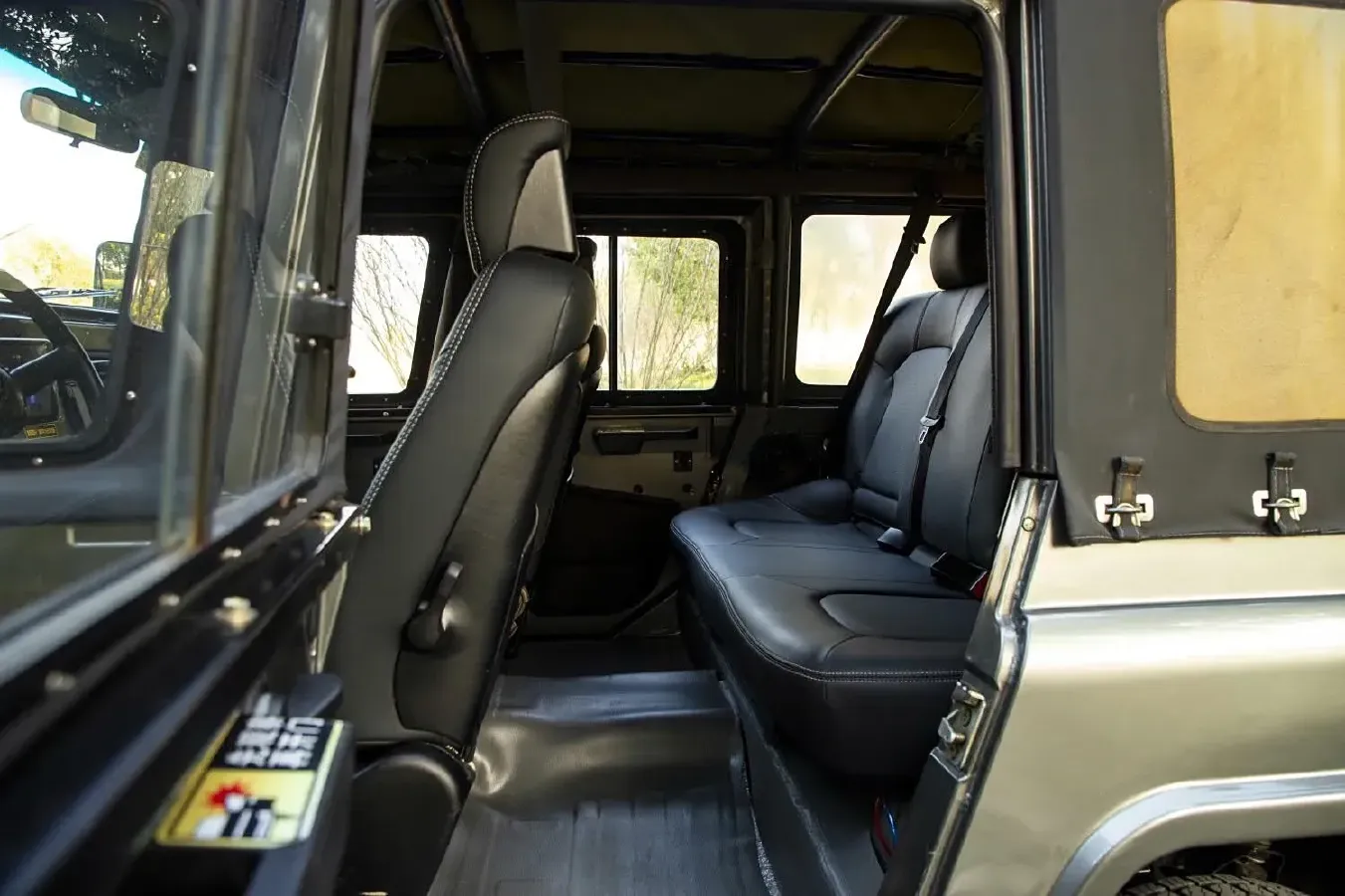 2021 BAW 212 1.5T 136HP L4 5MT,autocango,china used car exporter,china ev exporter,chinese used car exporter,chinese used ev exporter