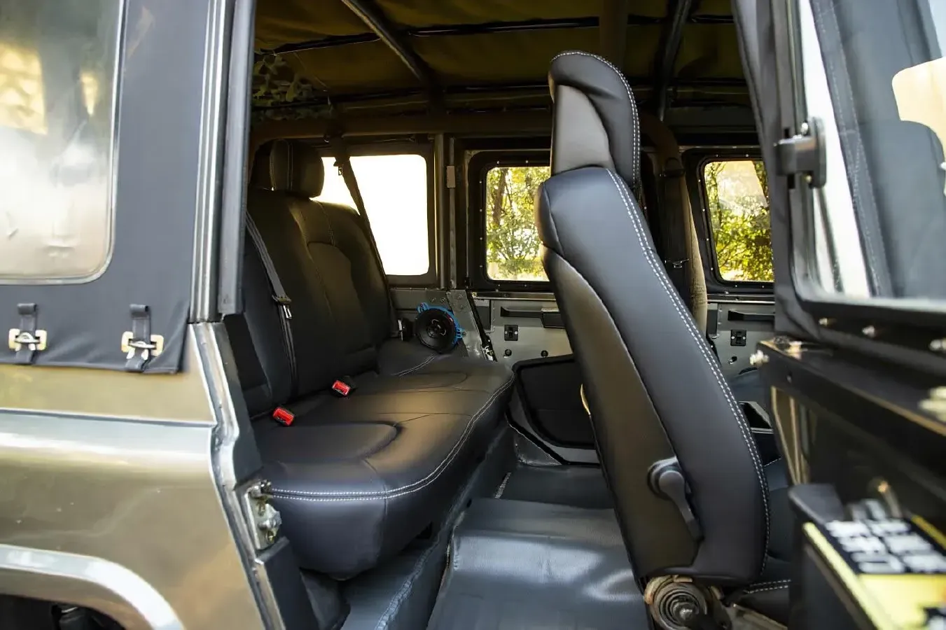 2021 BAW 212 1.5T 136HP L4 5MT,autocango,china used car exporter,china ev exporter,chinese used car exporter,chinese used ev exporter