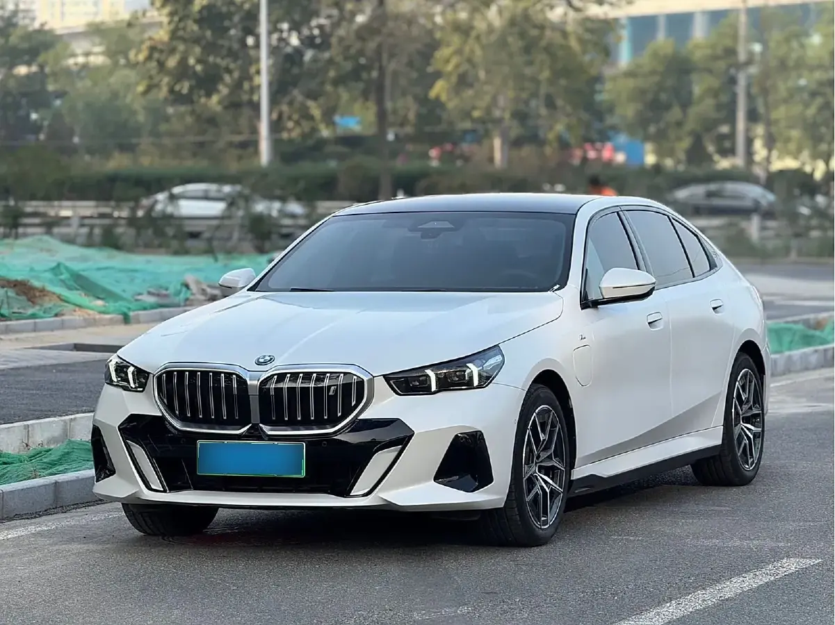 2024 BMW i5 BEV 79.05KWH