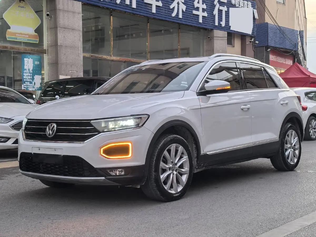 2020 Volkswagen T-Roc 1.4T 131HP L4 7DCT