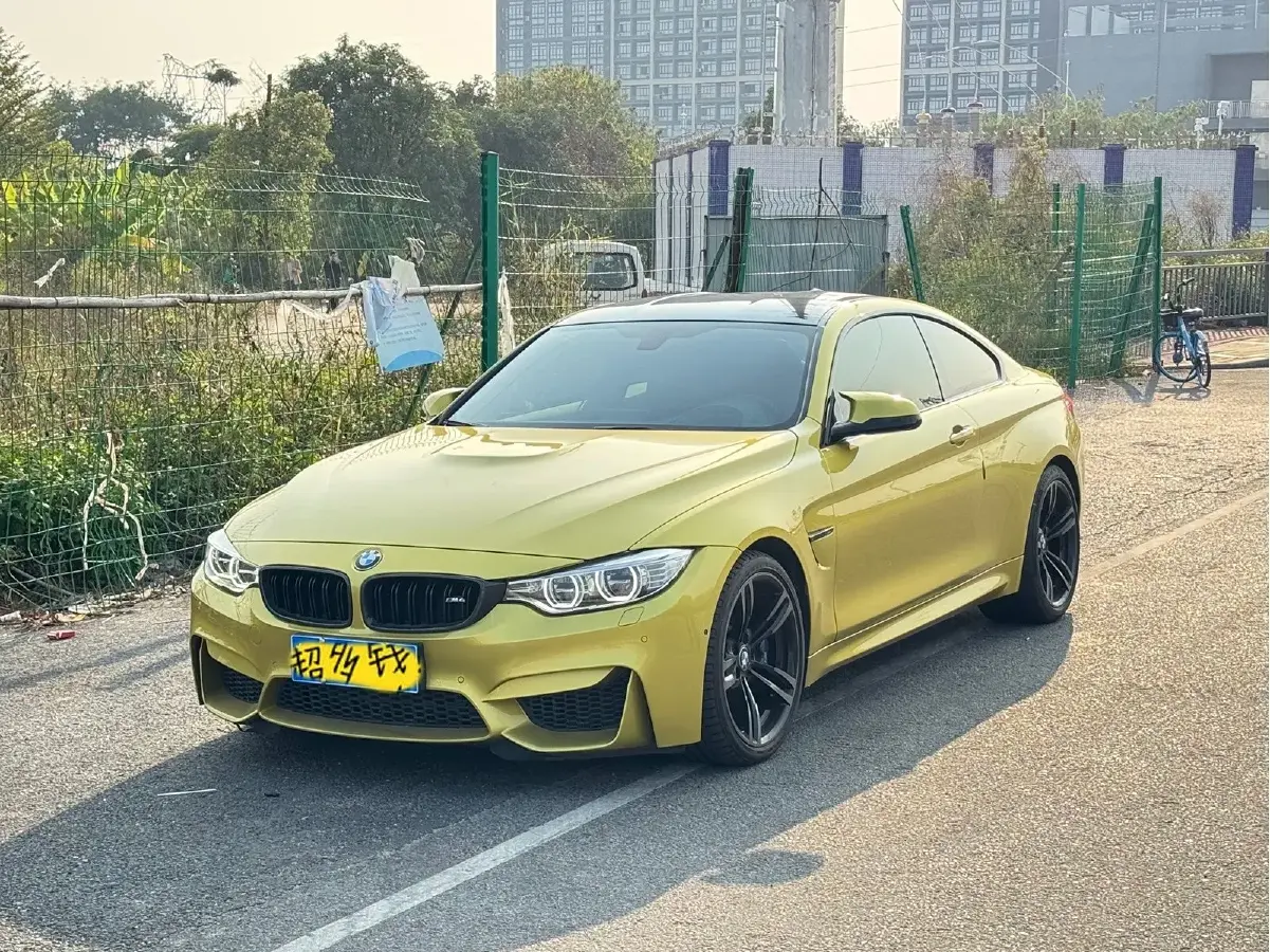 2014 BMW M4 3.0T 431HP L6 7DCT