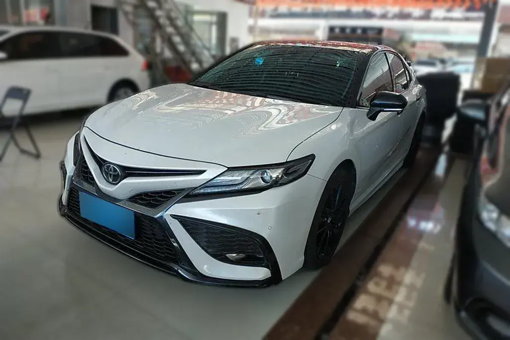 2023 Toyota Camry 2.5L 207HP L4 8AT