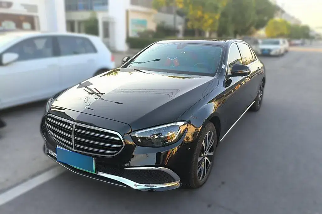 2023 Mercedes-Benz E Class 2.0T 211HP L4 9AT PHEV 25.4KWH