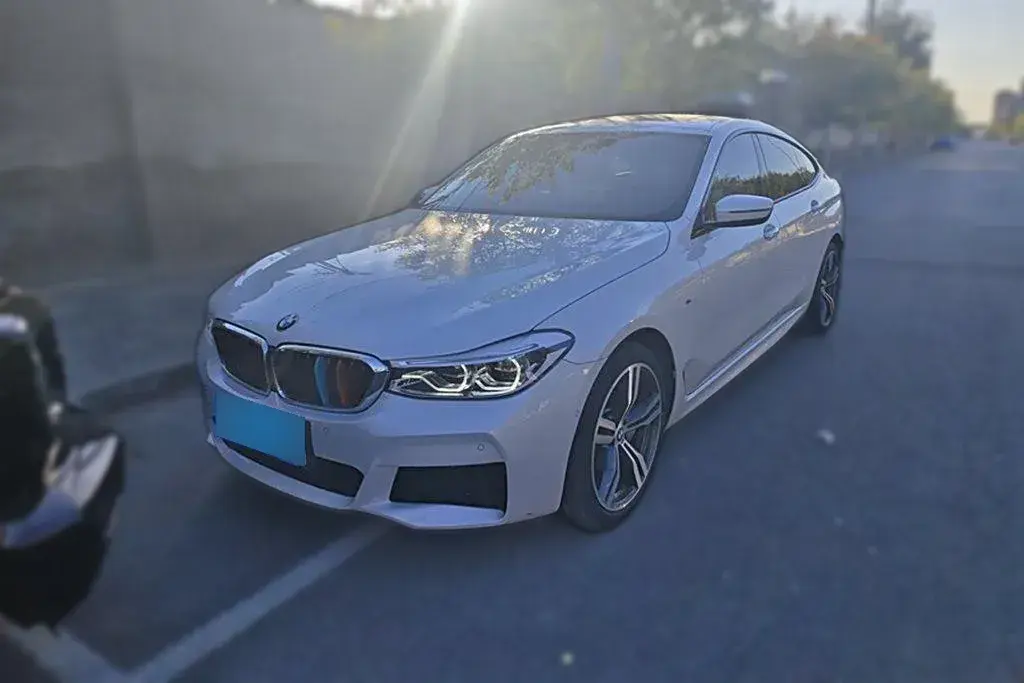 2018 BMW 6 Series GT 3.0T 340HP L6 8AT