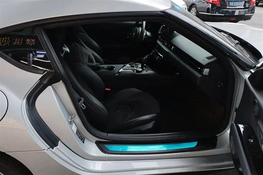 2021 Toyota Supra 3.0T 340HP L6 8AT,autocango,china used car exporter,china ev exporter,chinese used car exporter,chinese used ev exporter