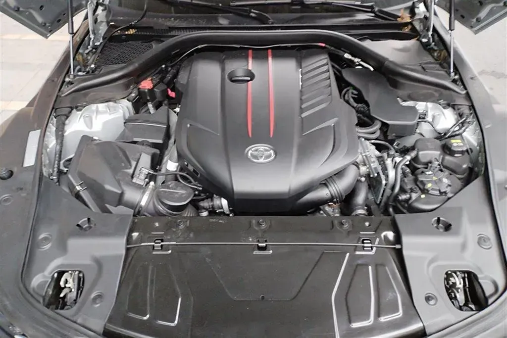 2021 Toyota Supra 3.0T 340HP L6 8AT,autocango,china used car exporter,china ev exporter,chinese used car exporter,chinese used ev exporter