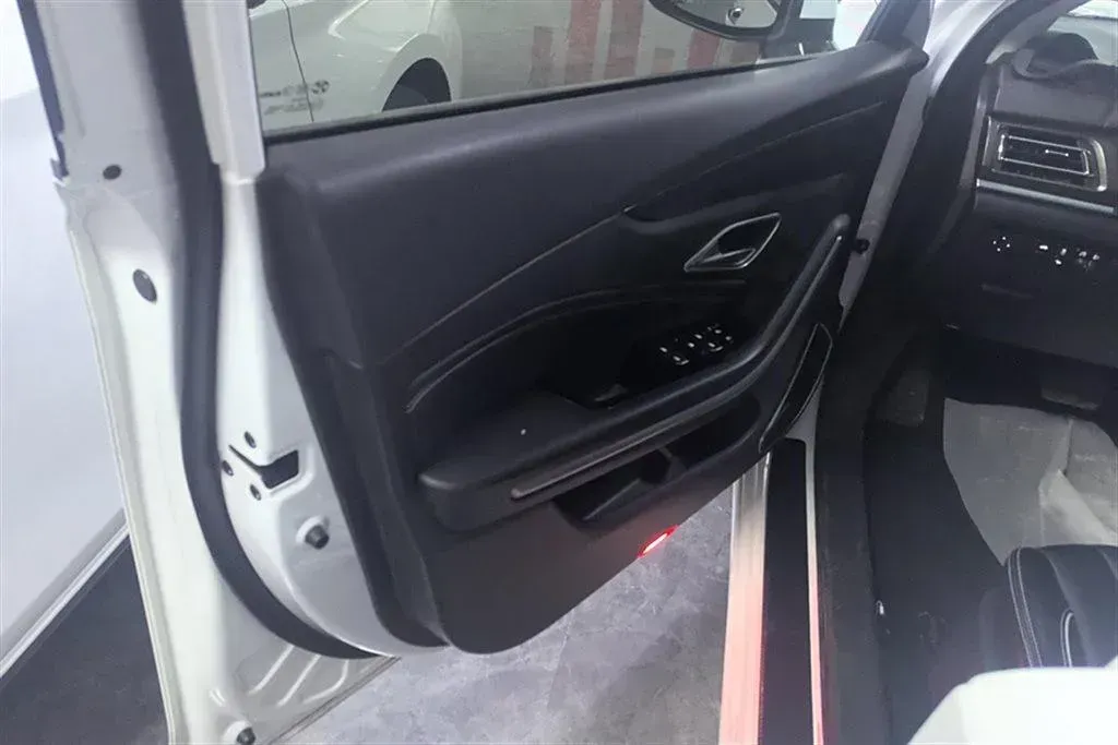 2019 BeiJing Auto EU7 BEV 60.225KWH,autocango,china used car exporter,china ev exporter,chinese used car exporter,chinese used ev exporter