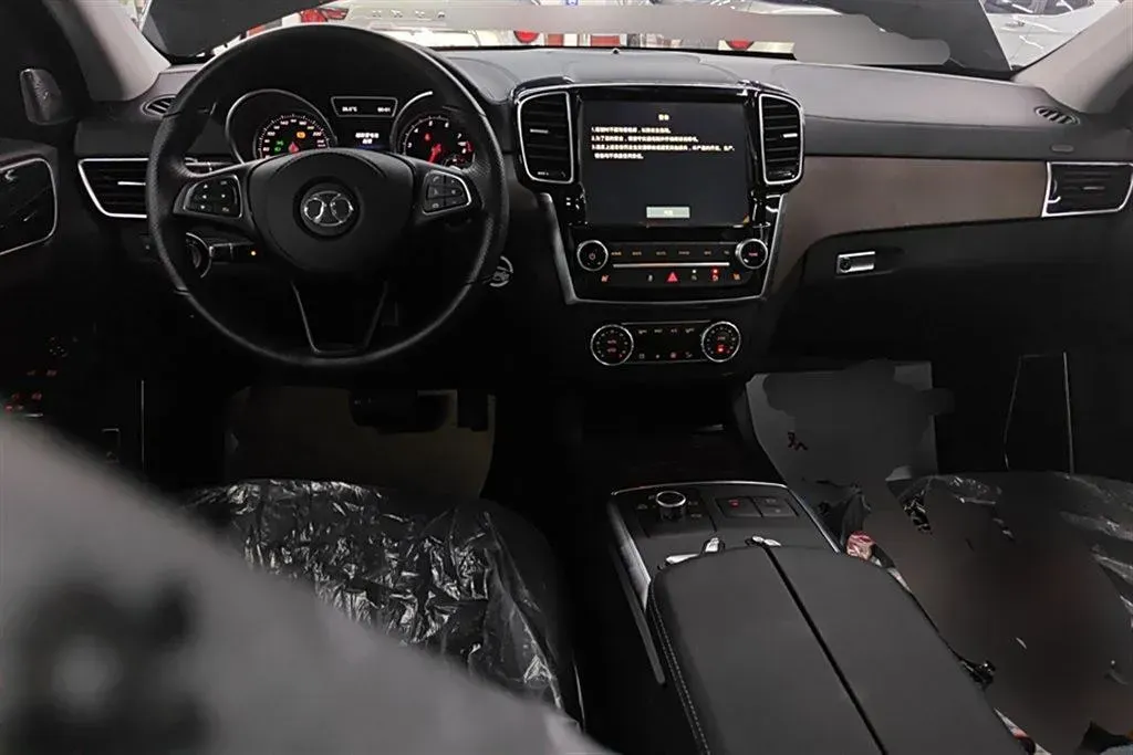 2021 BeiJing BJ90 4.0T 422HP V8 9AT,autocango,china used car exporter,china ev exporter,chinese used car exporter,chinese used ev exporter