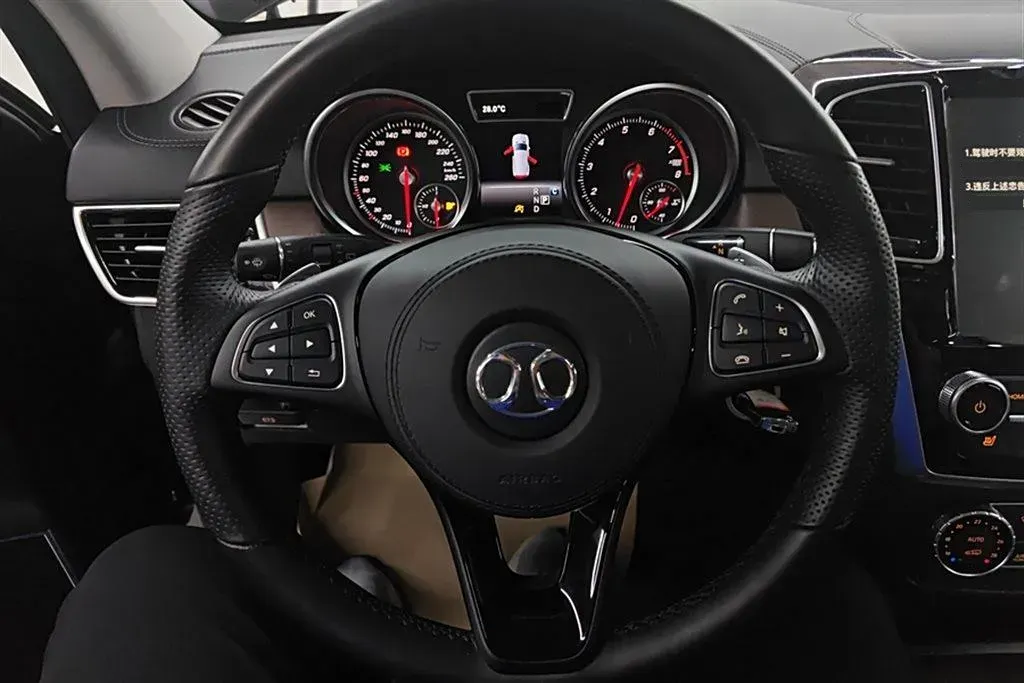 2021 BeiJing BJ90 4.0T 422HP V8 9AT,autocango,china used car exporter,china ev exporter,chinese used car exporter,chinese used ev exporter