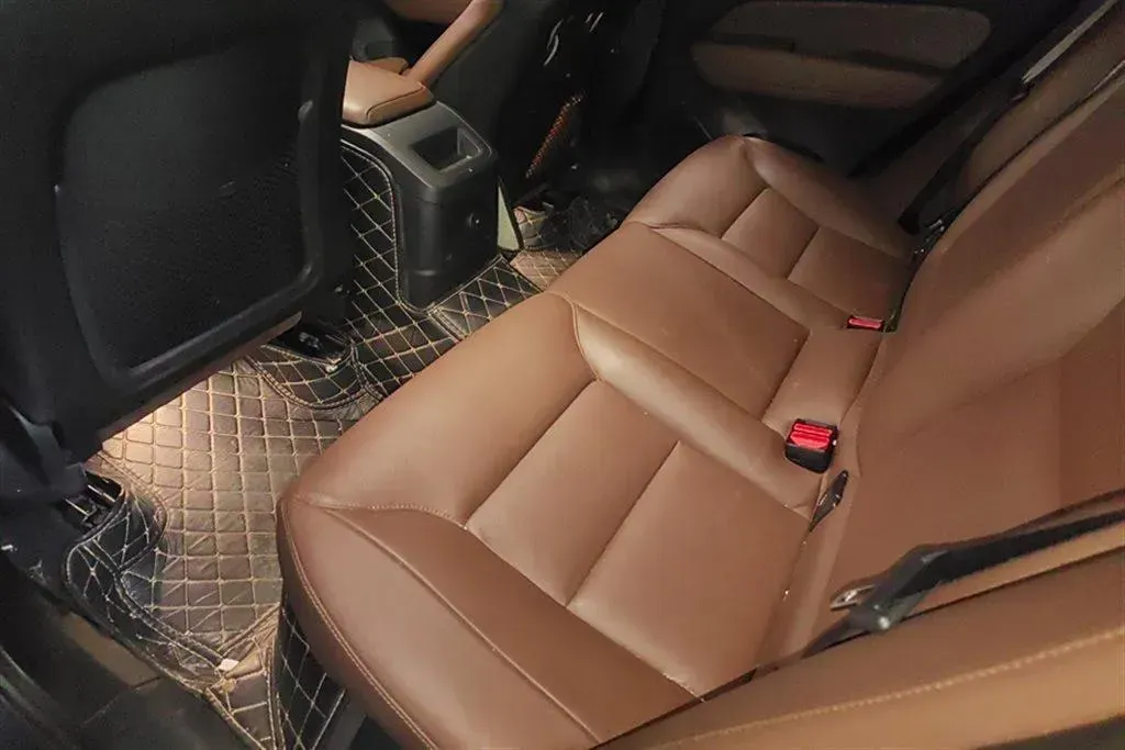 2023 Volvo XC60 PHEV 2.0T 310HP L4 8AT PHEV 18.8KWH,autocango,china used car exporter,china ev exporter,chinese used car exporter,chinese used ev exporter