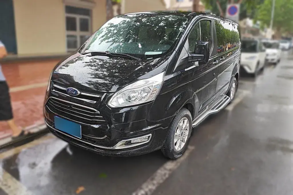 2016 Ford Tourneo 2.0T 203HP L4 5MT