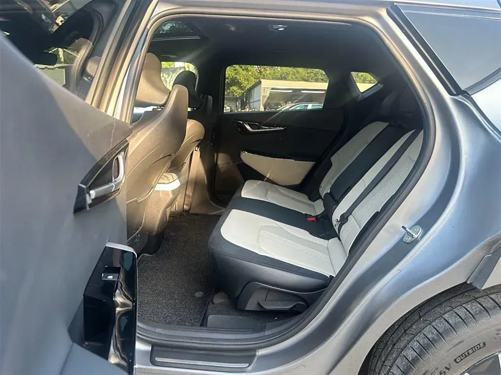 2023 Kia EV6 BEV 76.4KWH,autocango,china used car exporter,china ev exporter,chinese used car exporter,chinese used ev exporter