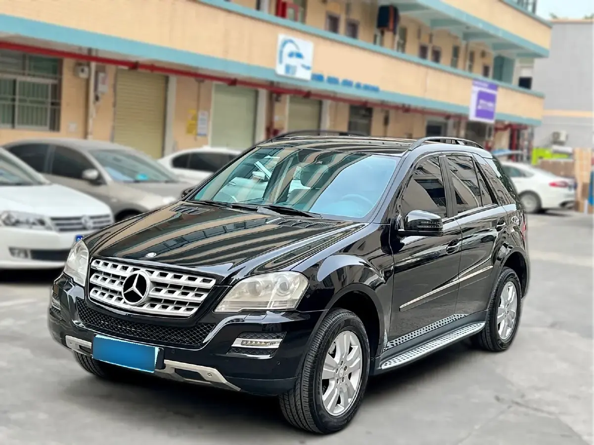 2010 Mercedes-Benz M Class 3.5L 272HP V6 7AT