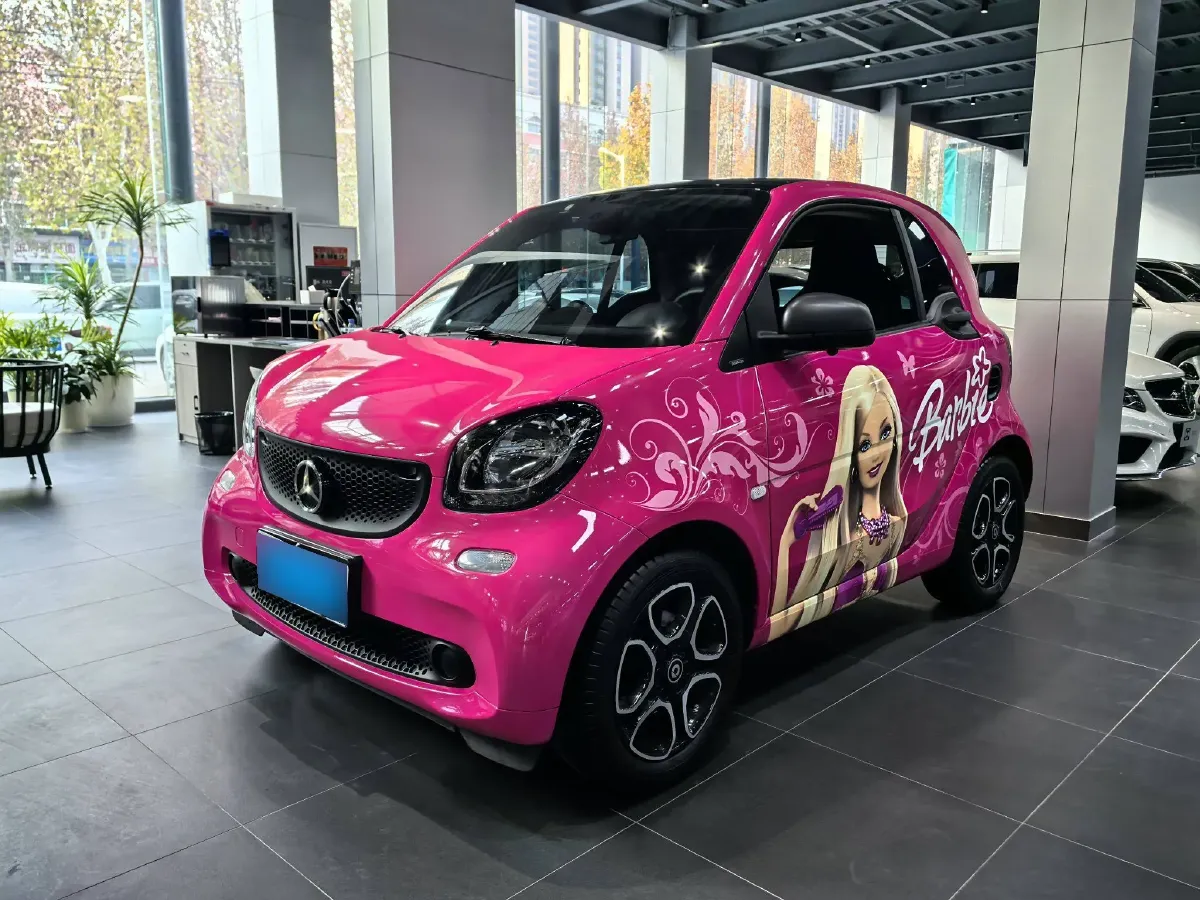 2019 Smart smart fortwo 0.9T 90HP L3 6DCT,autocango,china used car exporter,china ev exporter,chinese used car exporter,chinese used ev exporter