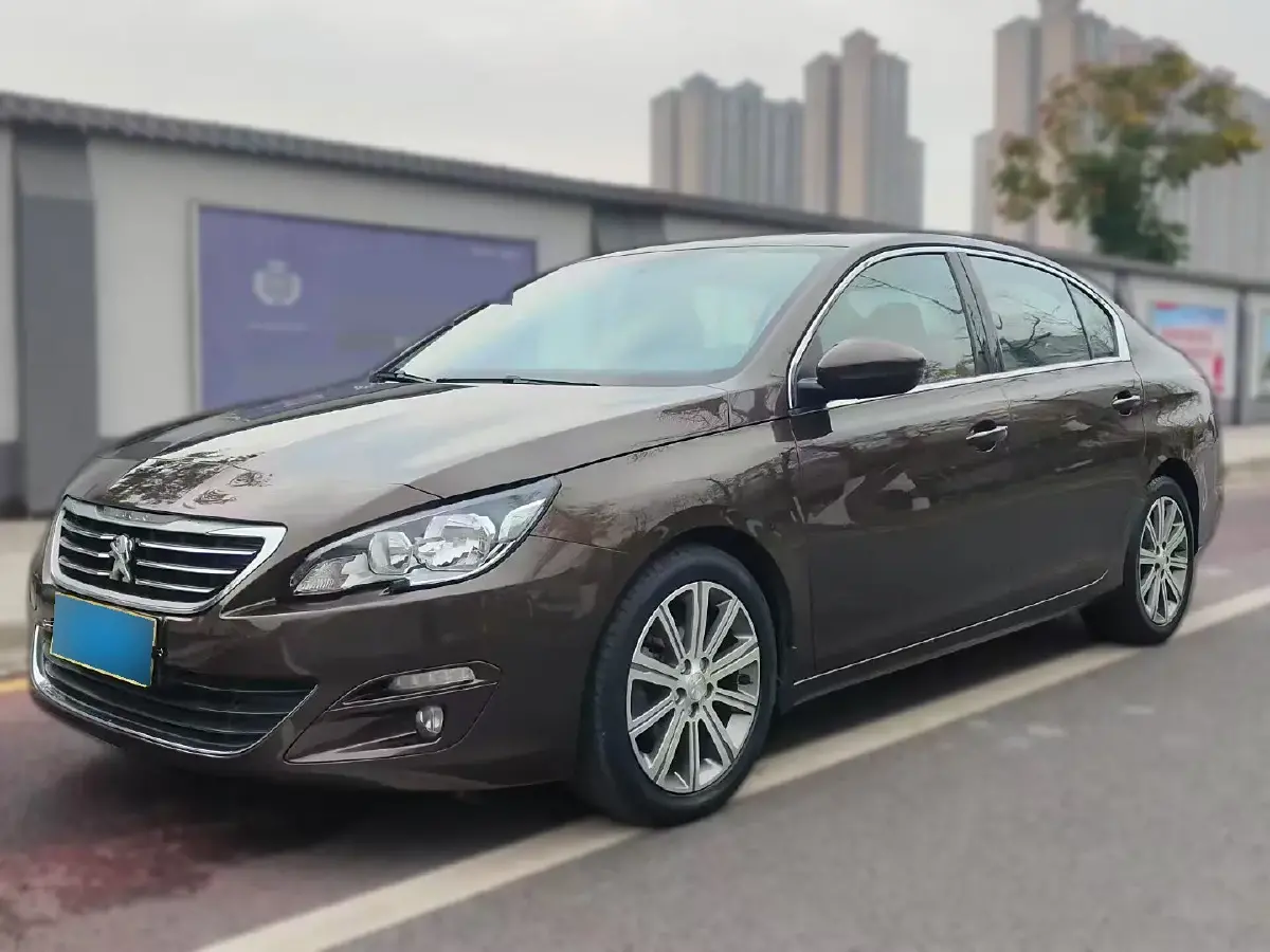 2015 Peugeot 408 1.2T 136HP L3 6AT
