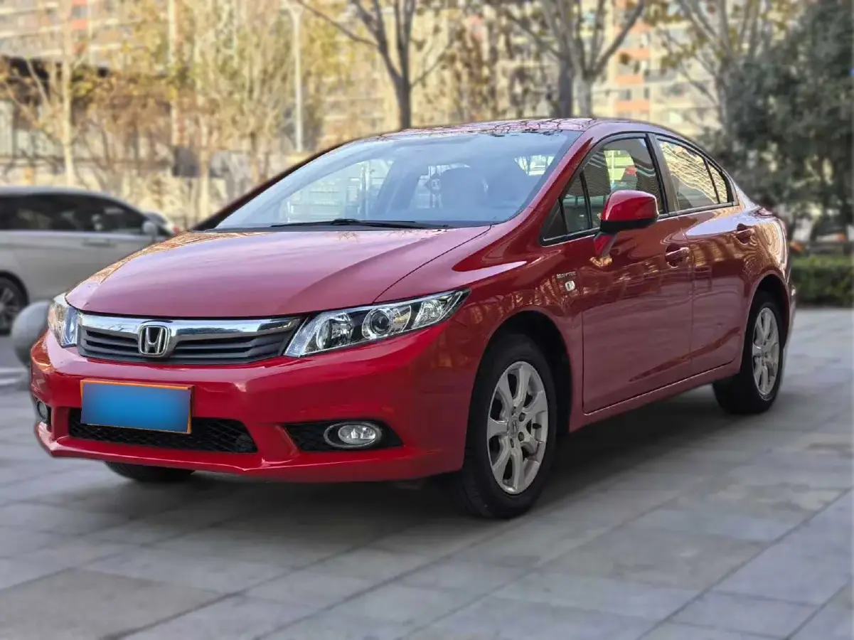 2014 Honda Civic 1.8L 141HP L4 5AT