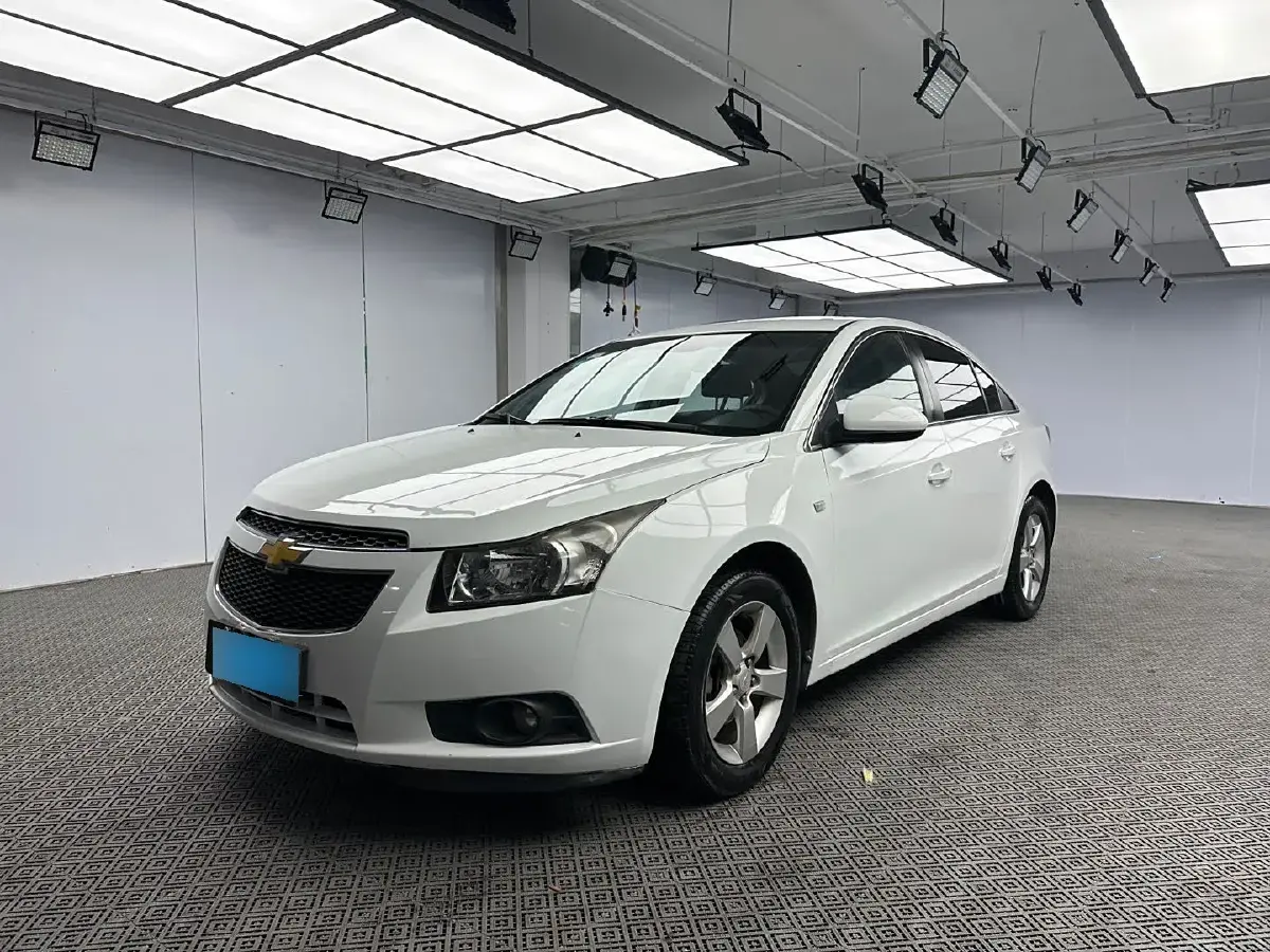 2011 Chevrolet Cruze 1.6L 121HP L4 6AT