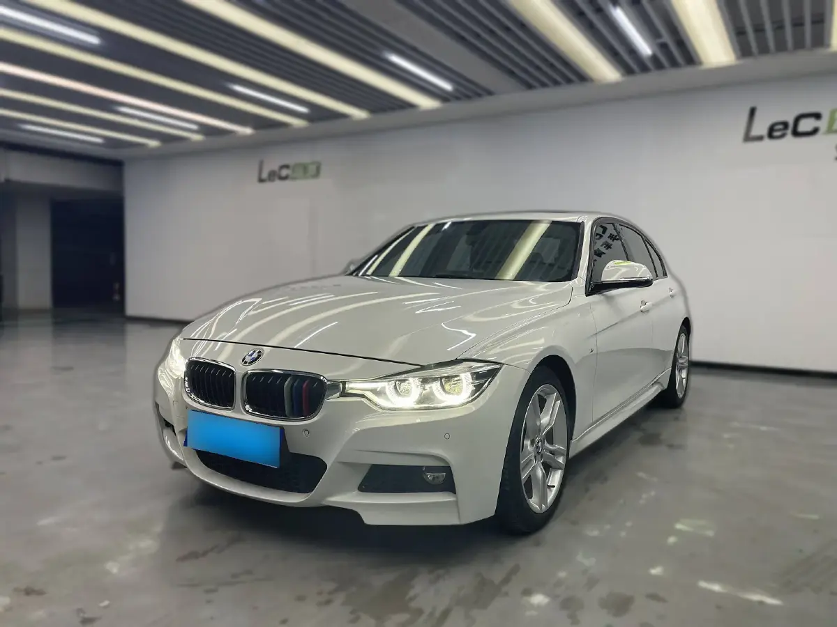 2017 BMW 3 Series 2.0T 184HP L4 8AT