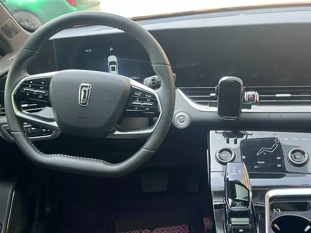 2022 Bestune B70S 1.5T 169HP L4 7DCT,autocango,china used car exporter,china ev exporter,chinese used car exporter,chinese used ev exporter