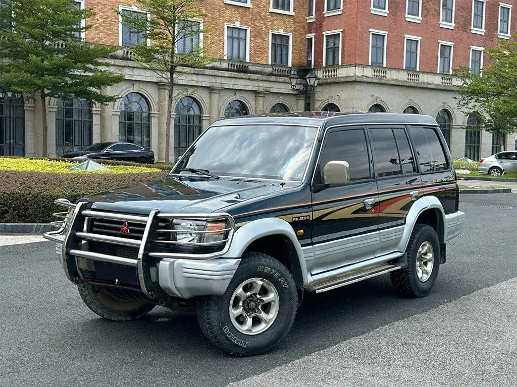 2002 Leopaard Black King Kong 3.0L 181HP V6 4AT