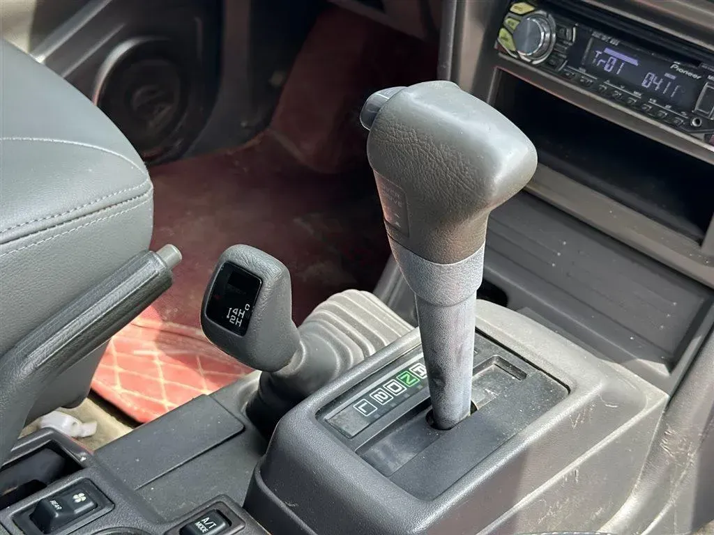 2002 Leopaard Black King Kong 3.0L 181HP V6 4AT,autocango,china used car exporter,china ev exporter,chinese used car exporter,chinese used ev exporter