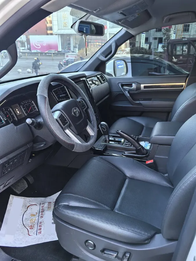 2023 CHTC L4600 4.6L 288HP V8 6AT,autocango,china used car exporter,china ev exporter,chinese used car exporter,chinese used ev exporter