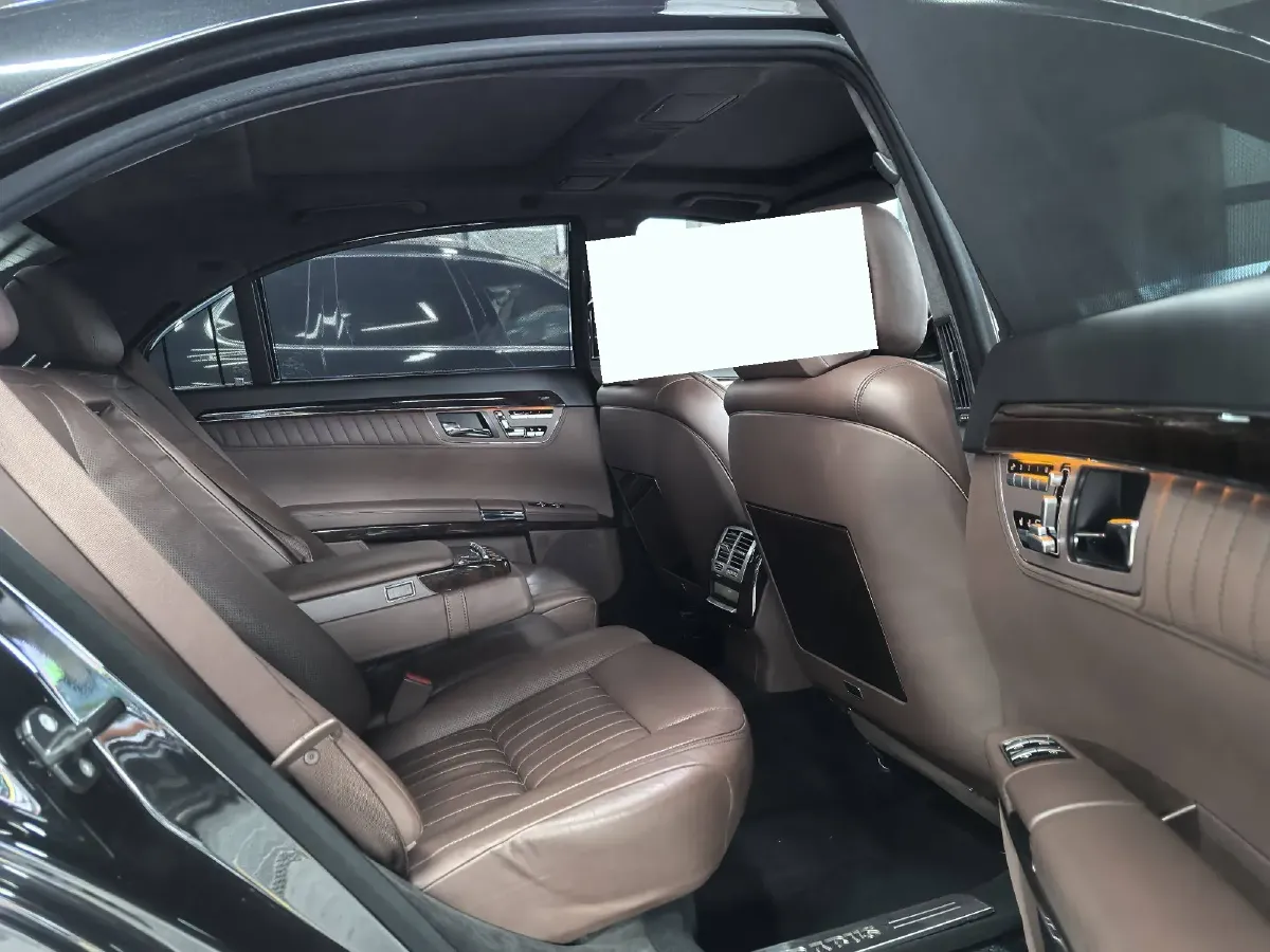 2011 Brabus S Class 5.5T 517HP V12 5AT,autocango,china used car exporter,china ev exporter,chinese used car exporter,chinese used ev exporter