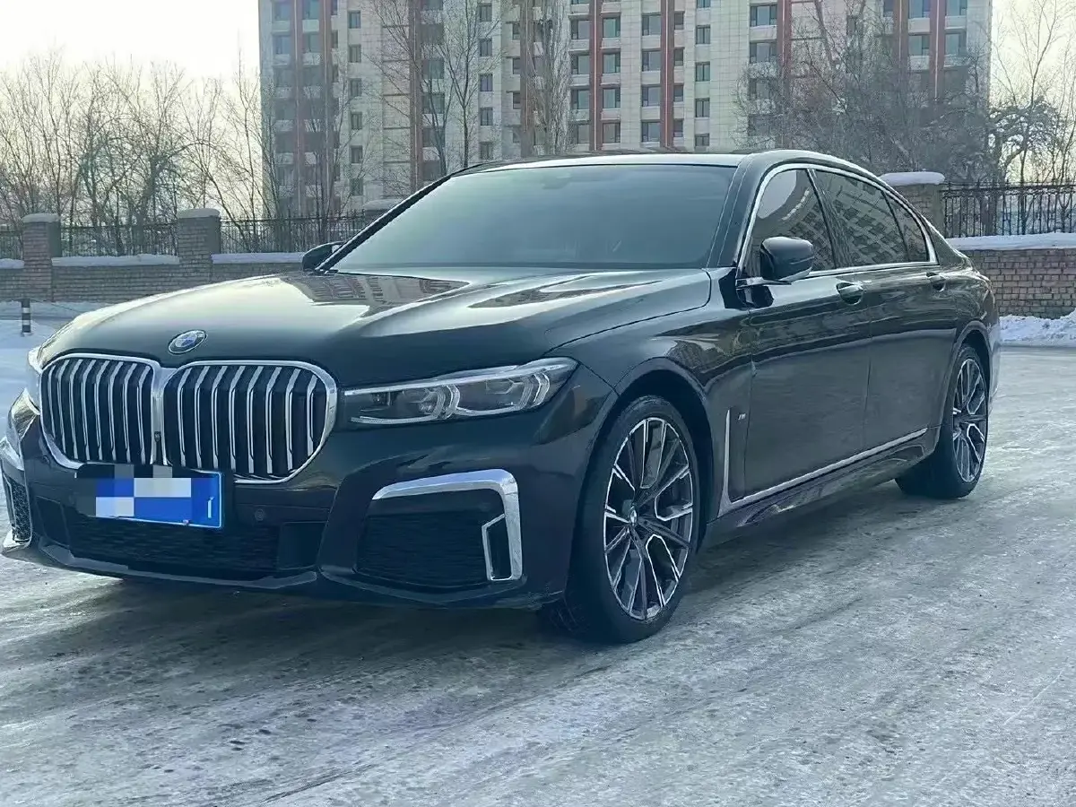 2021 BMW 7 Series 3.0T 340HP L6 8AT