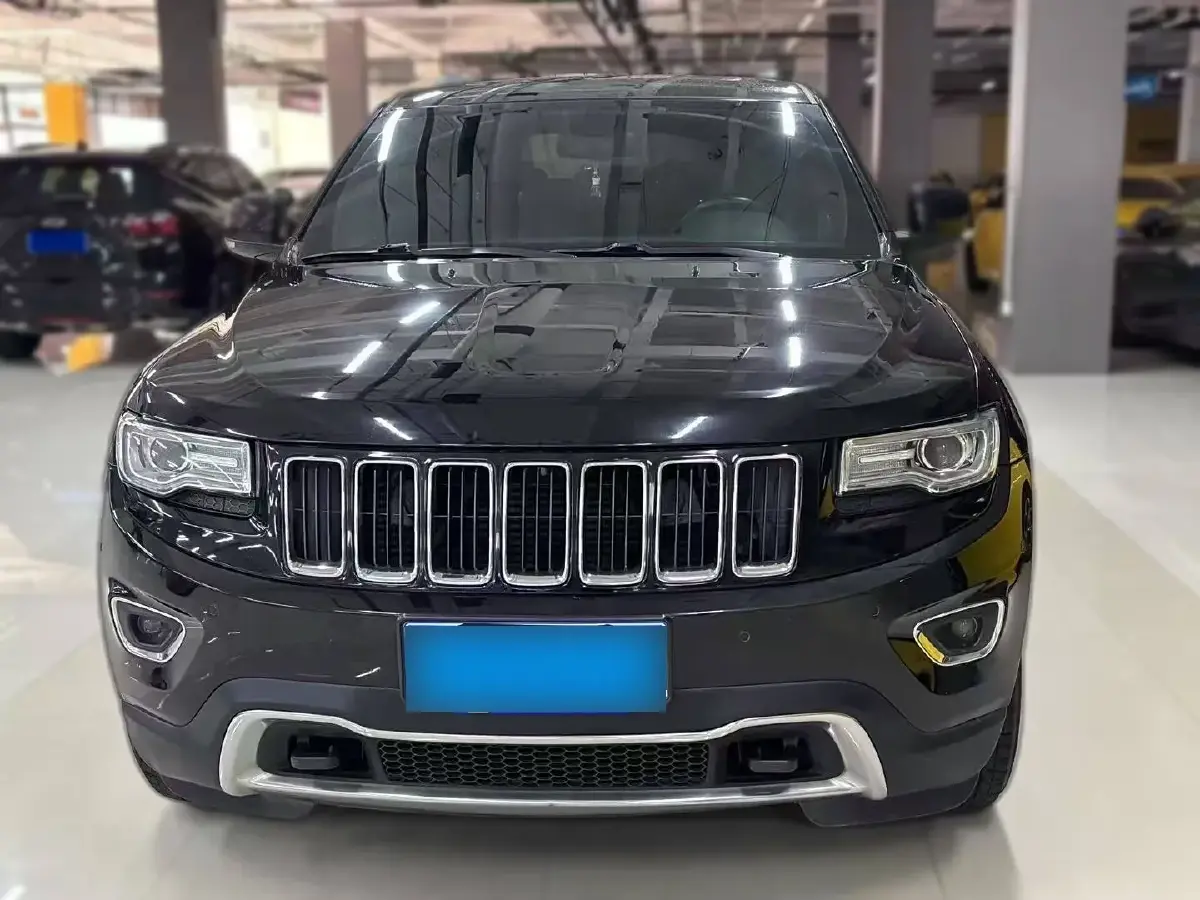 2015 Jeep Grand Cherokee 3.0T 243HP V6 8AT